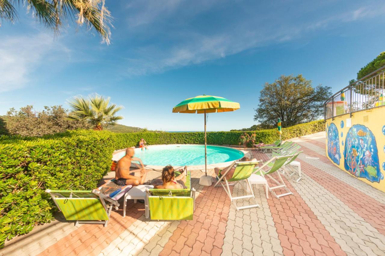 Villino Garden & Pool Hotel Andora Exterior photo