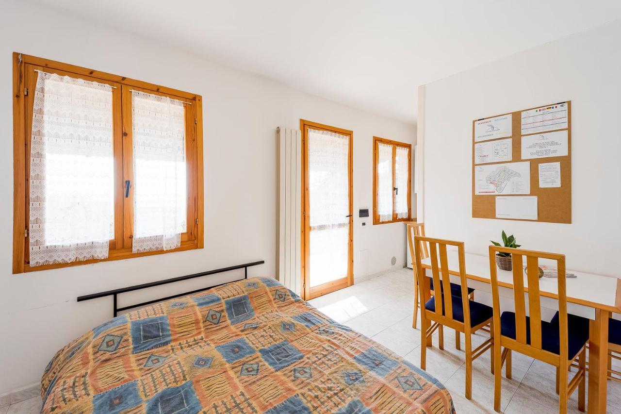 Villino Garden & Pool Hotel Andora Exterior photo