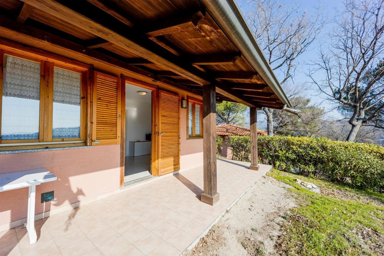 Villino Garden & Pool Hotel Andora Exterior photo