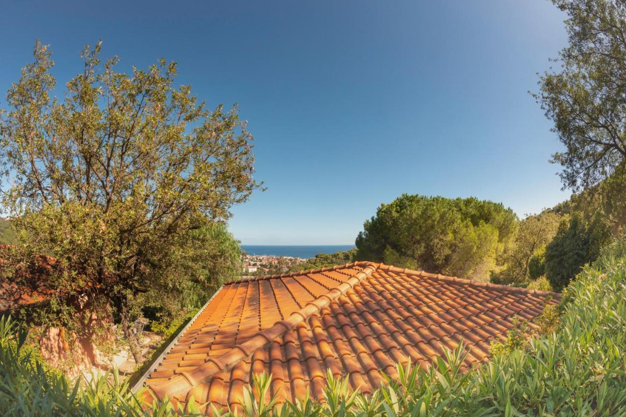 Villino Garden & Pool Hotel Andora Exterior photo