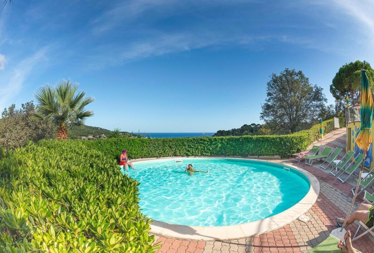 Villino Garden & Pool Hotel Andora Exterior photo