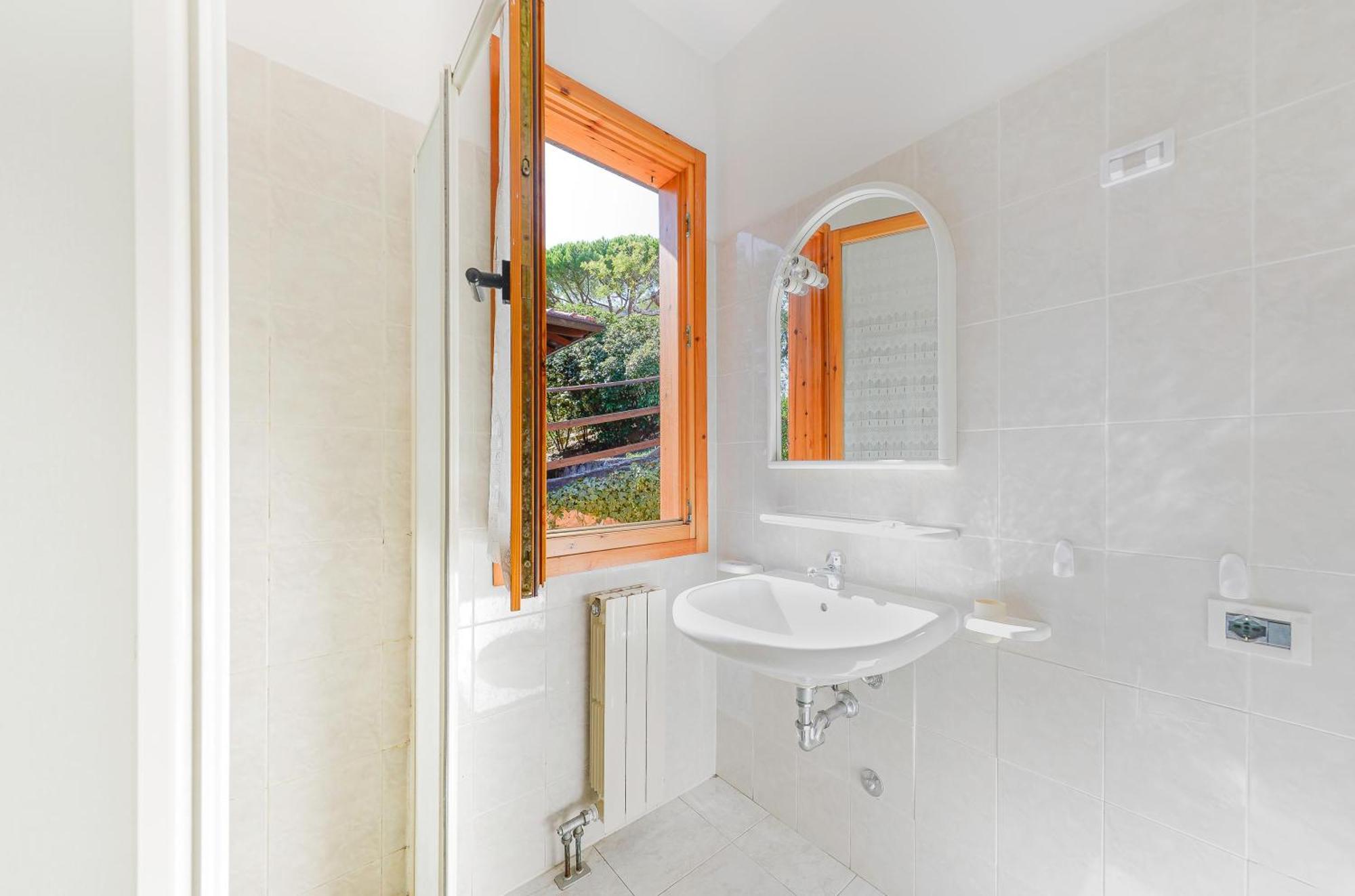 Villino Garden & Pool Hotel Andora Exterior photo